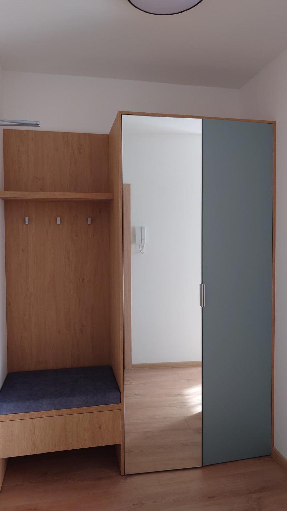Apartman Nad Riekou Bešeňová Eksteriør billede
